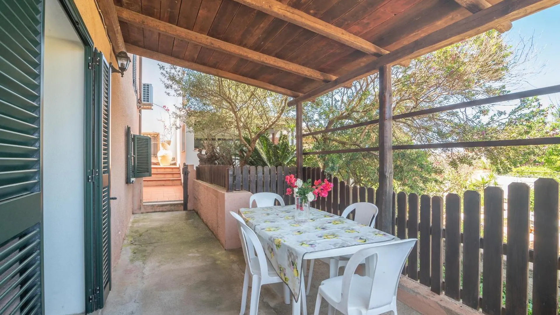 Rosa Apartment Capo Testa